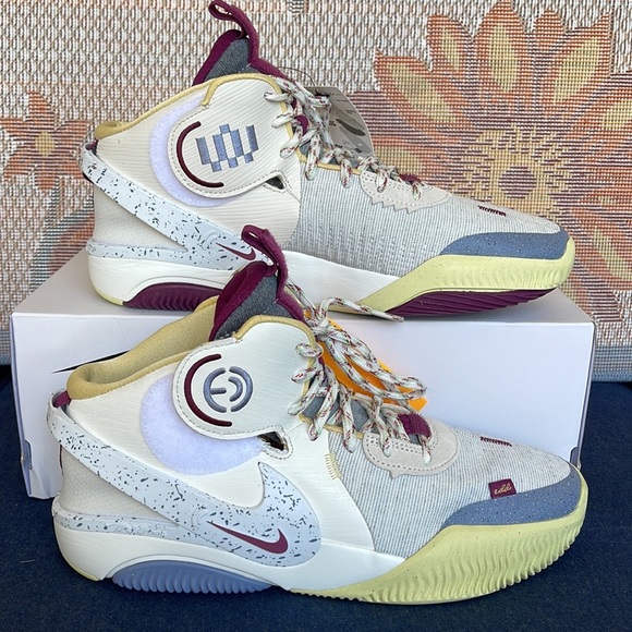 Nike Men’s 2023 Air Deldon 'Deldon Designs'
Air Deldon 1 sneakers athletic - Picture 5 of 16